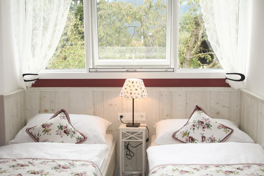 Landgasthof Friedl Hotel Sankt Lorenzen bei Knittelfeld ภายนอก รูปภาพ