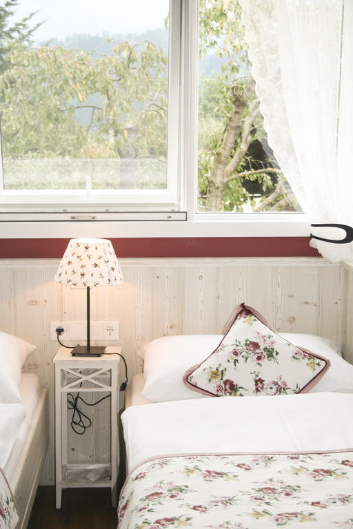 Landgasthof Friedl Hotel Sankt Lorenzen bei Knittelfeld ห้อง รูปภาพ